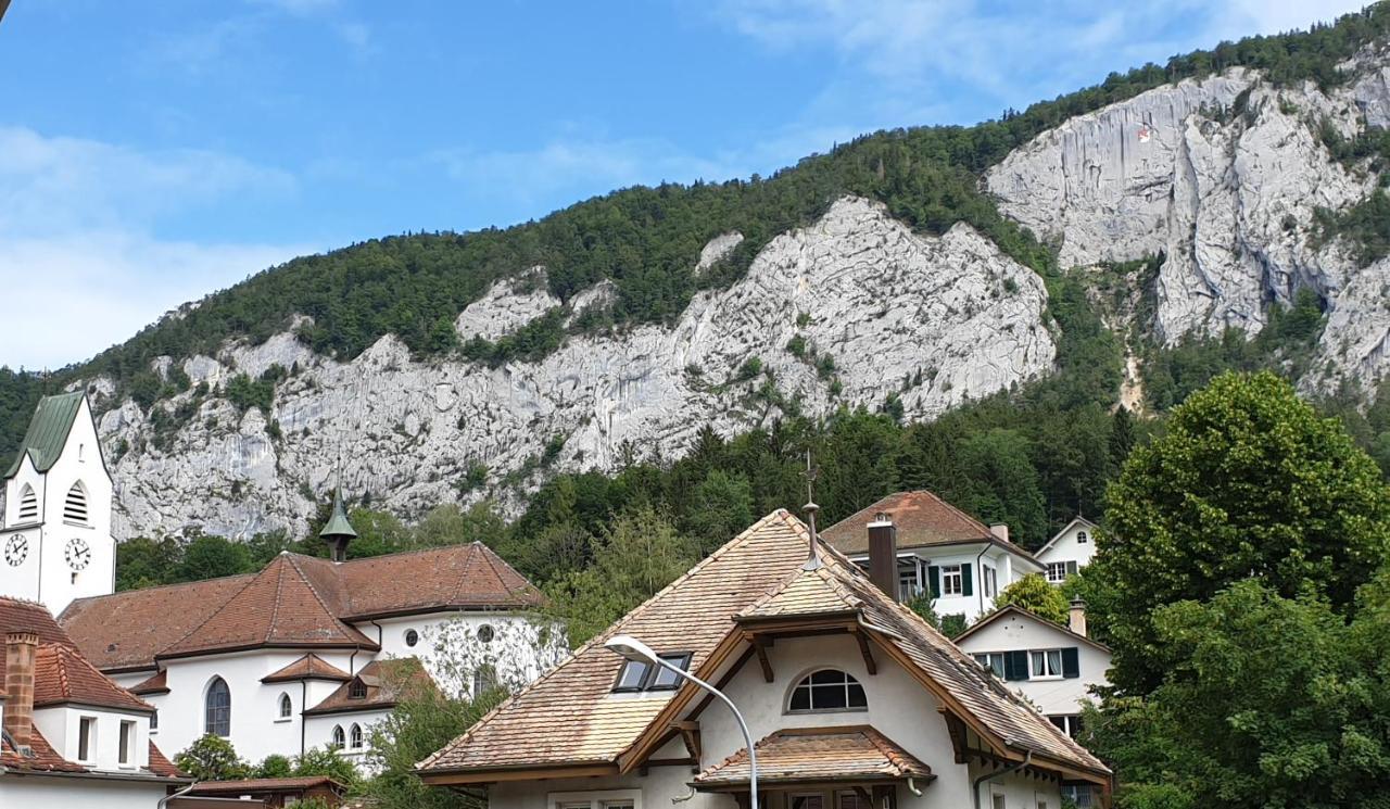 Hotel Gasthof Kreuz Welschenrohr Exterior photo