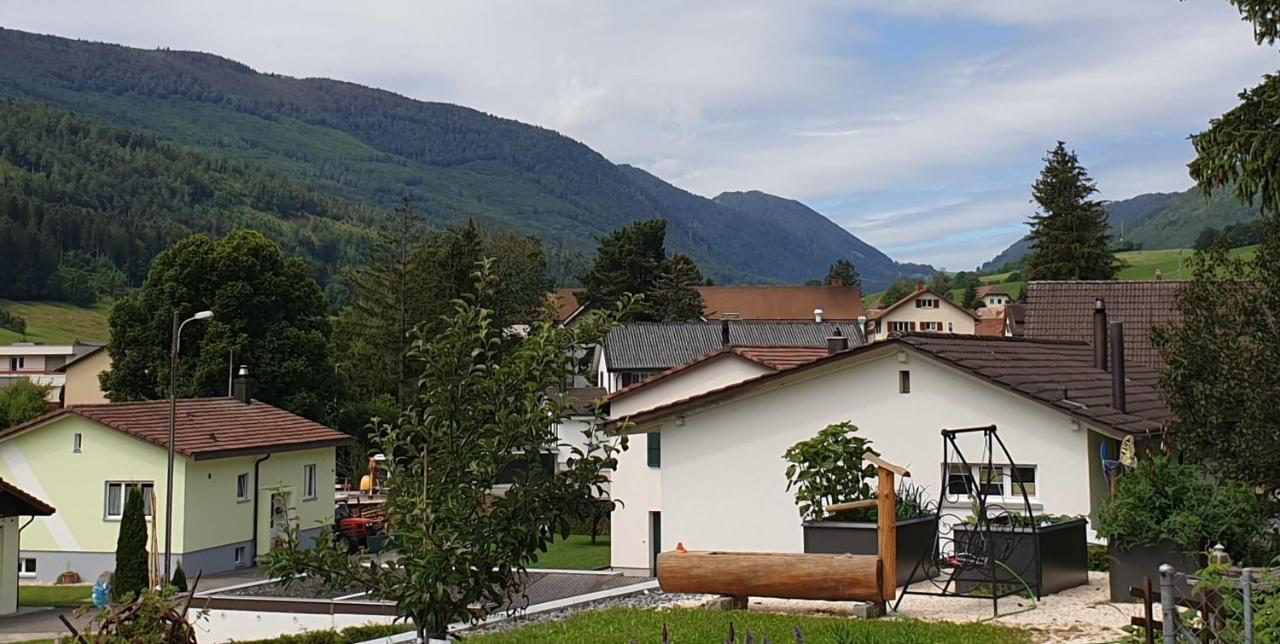 Hotel Gasthof Kreuz Welschenrohr Exterior photo